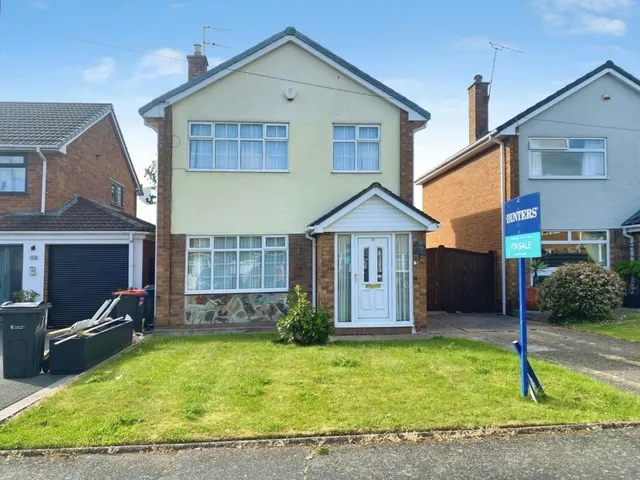 Thorne Drive, Little Sutton, CH66 4NT, photo 1