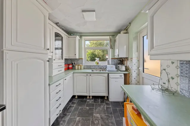 Photo 3 — Hampton Drive, Great Sankey, Warrington, Warrington, WA5 1JF