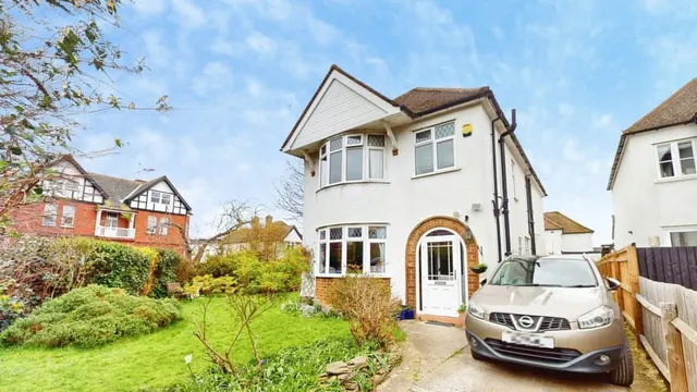 Hewlett Road, Cheltenham, GL52, photo 1