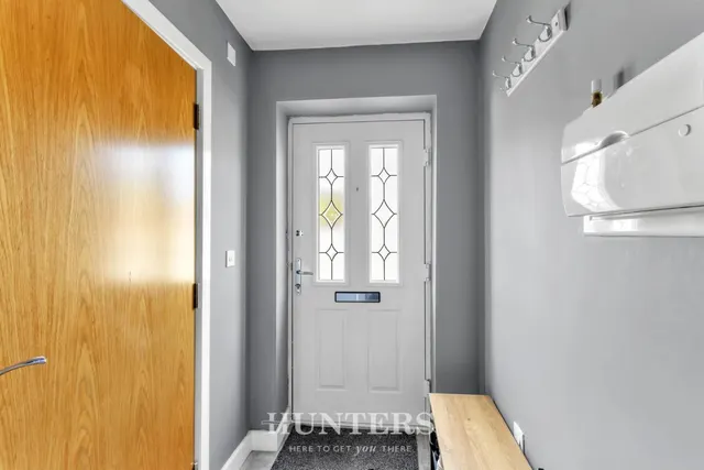 Woburn Green, Middleton, M24, photo 3