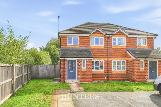 Woburn Green, Middleton, M24, photo 1