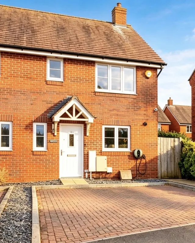 Edmund Way, Amesbury, Salisbury, photo 1