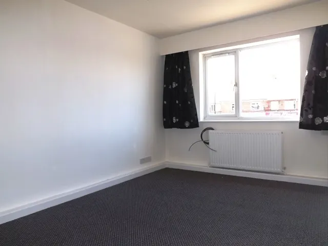 Barnsley Rd, Top, S5, photo 2