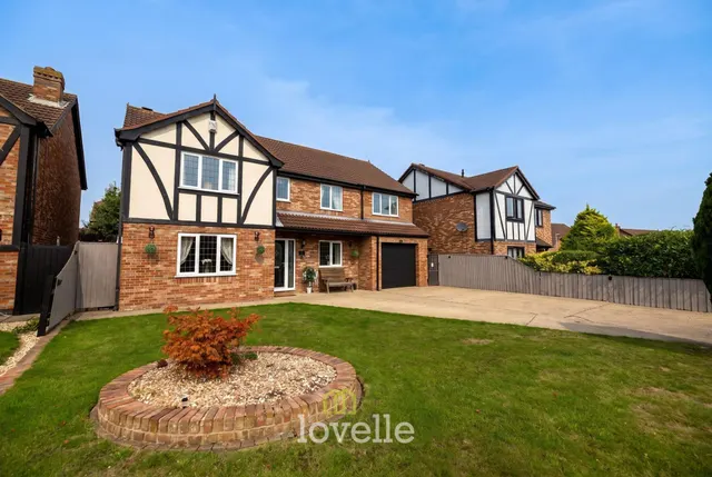Burnham Reach, Cleethorpes, DN35, photo 1