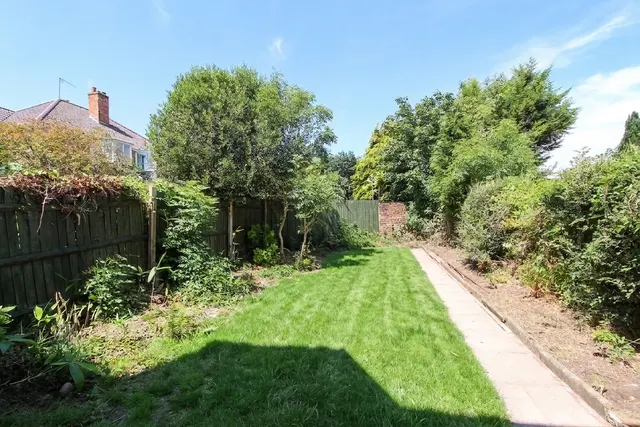 Photo 2 — Antrobus Road, Sutton Coldfield, Sutton Coldfield, B73 5EN