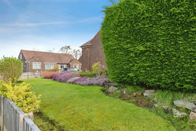 Photo 2 — Cranbourne Drive, Chorley, Lancashire, PR6