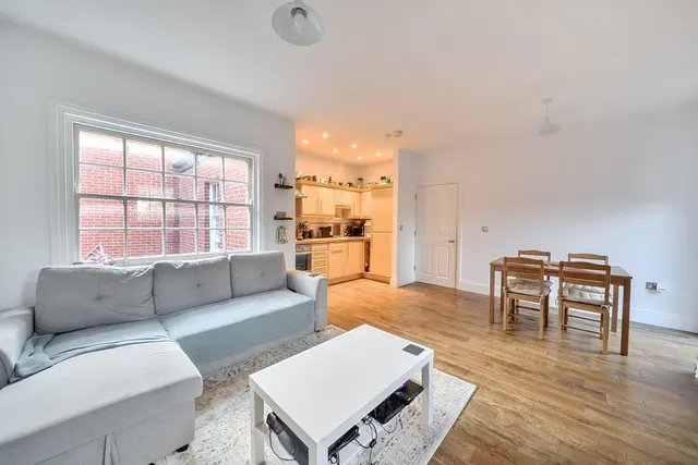 Lee High Road, SE12, photo 1