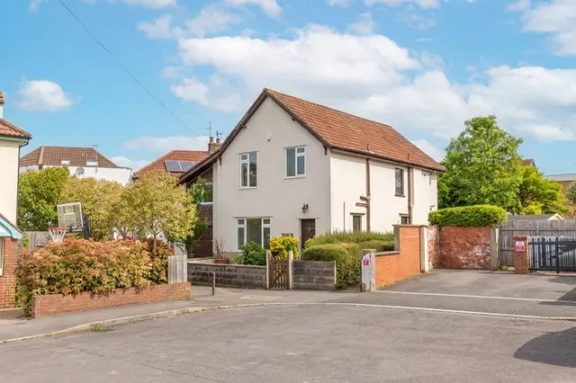 Lampeter Road, Bristol, BS9, photo 1