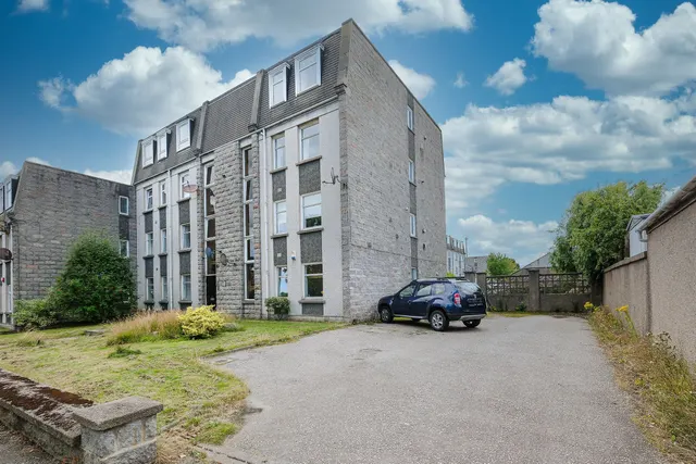 Photo 2 — Gairn Terrace, Aberdeen