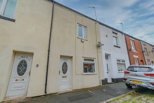 Adelaide Street East, Heywood, photo 1