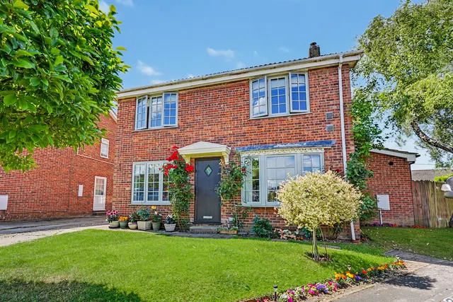Newton Crescent, Northallerton, DL7, photo 1