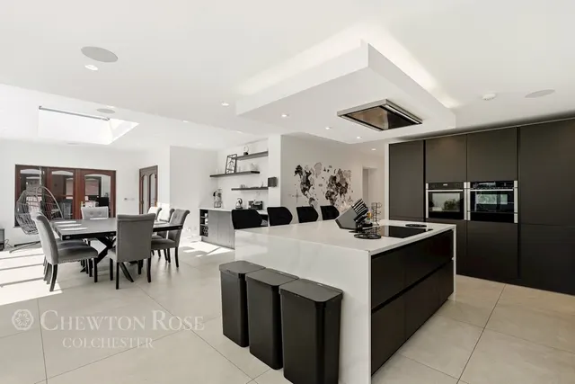 Garthwood Close, West Bergholt. Colchester, photo 3