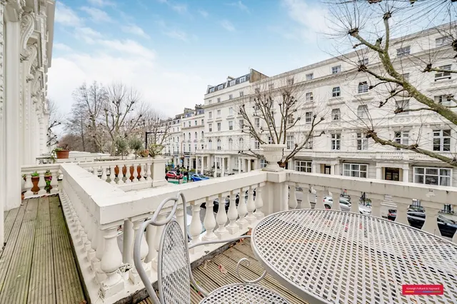 Photo 3 — Inverness Terrace, Bayswater, London, W2
