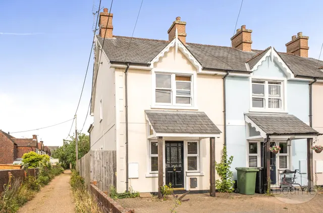 Olivers Terrace, Liss, GU33, photo 1