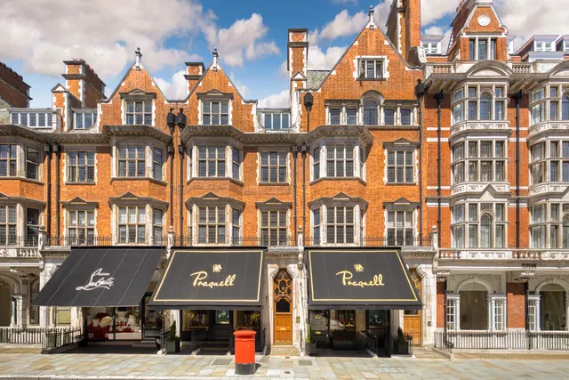 Mount Street, Mayfair, London, photo 1