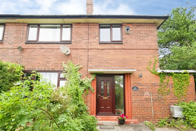 Queenswood Close, Leeds, photo 1
