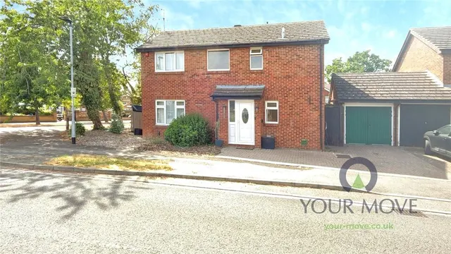 Photo 2 — Westrope Way, Bedford, Bedfordshire, MK41