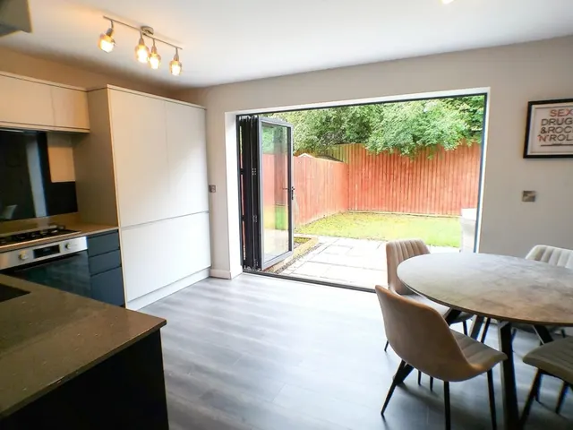 Southfield Grove, Bingham, NG13, photo 2