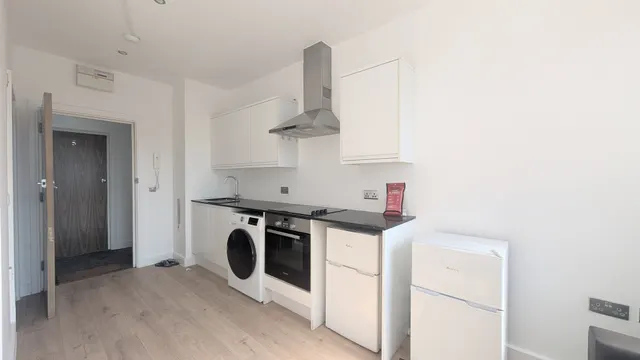 Elmgrove Raod, Harrow, HA1, photo 3