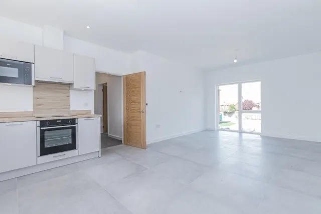 Denchworth Road, Grove, OX12, photo 3