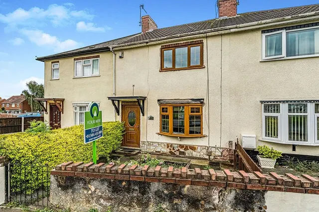 Queen Street, Pensnett, West Midlands, DY5, photo 1