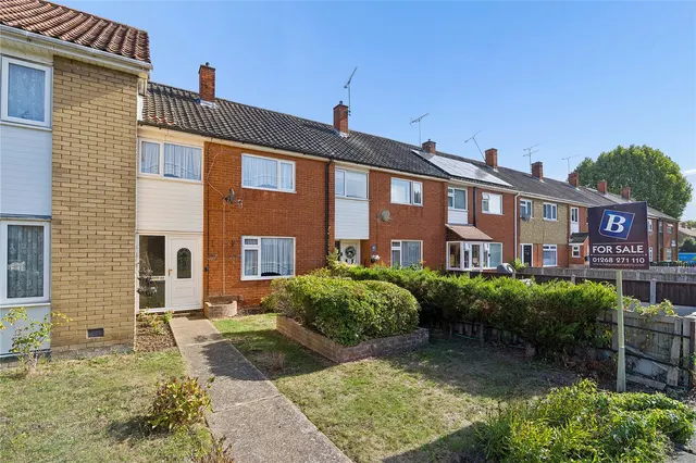 Long Lynderswood, Basildon, SS15, photo 1