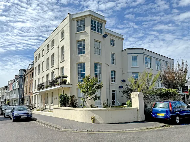 South Terrace, Littlehampton, photo 1