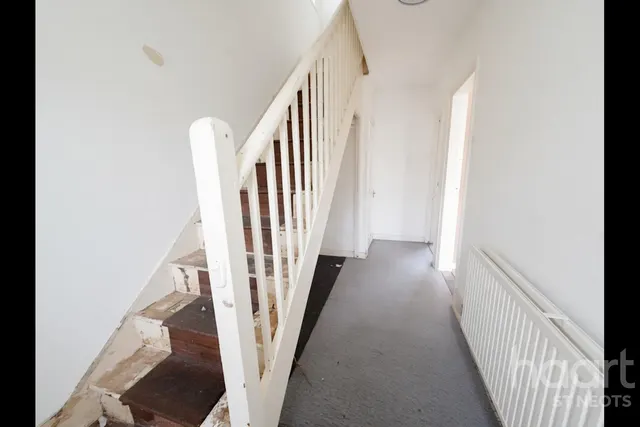 Avenue Road, Huntingdon, PE29, photo 2
