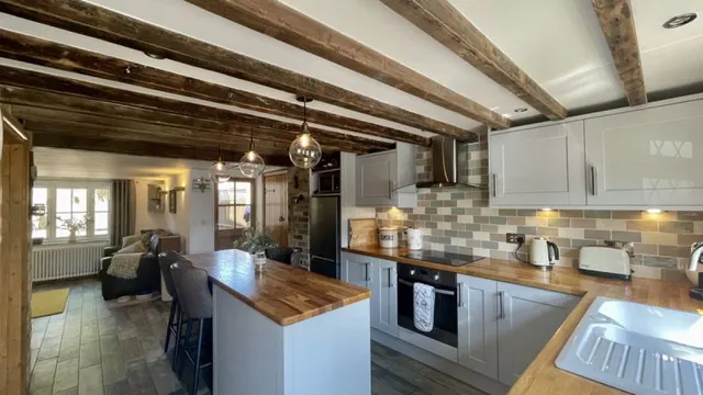 High Street, Reepham, photo 1