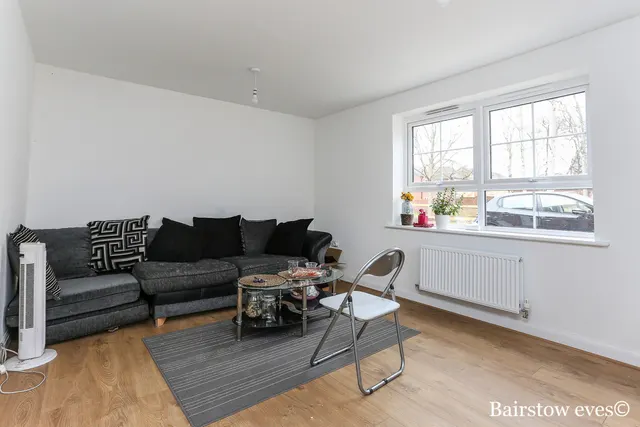 Robin Close, Coventry, CV4, photo 3