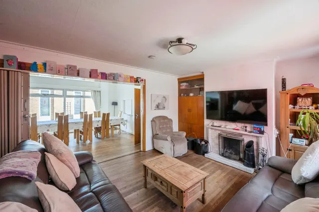 Lockwood Road, Goldthorpe, S63, photo 2