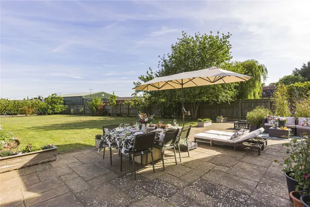 5 bedroom flat, Main Street, Poundon, OX27