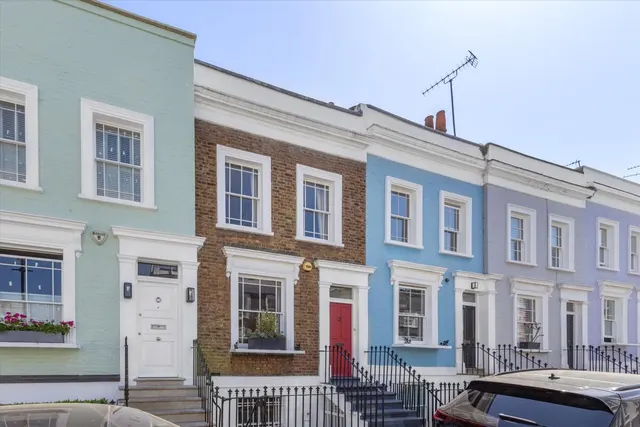 Hillgate Place, London, W8, photo 1