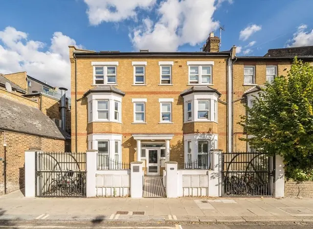 Devonport Road, Shepherds Bush, W12, photo 1