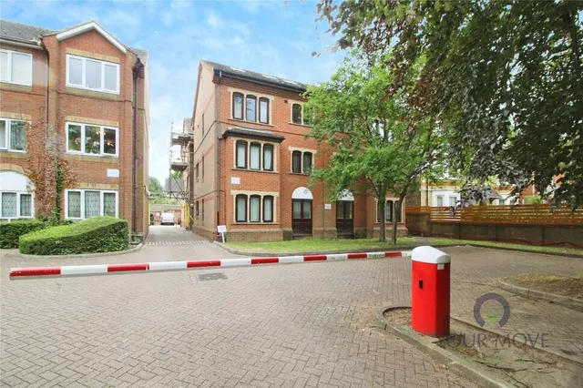 Clapham Road, Bedford, MK41, photo 2