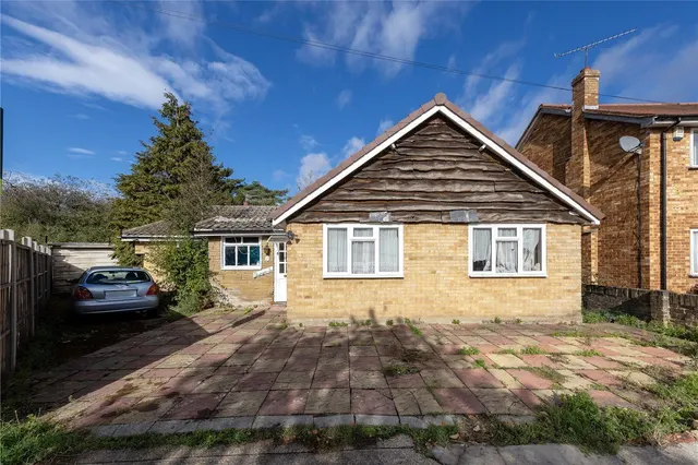 4 bedroom house, South Road, Hampton, TW12