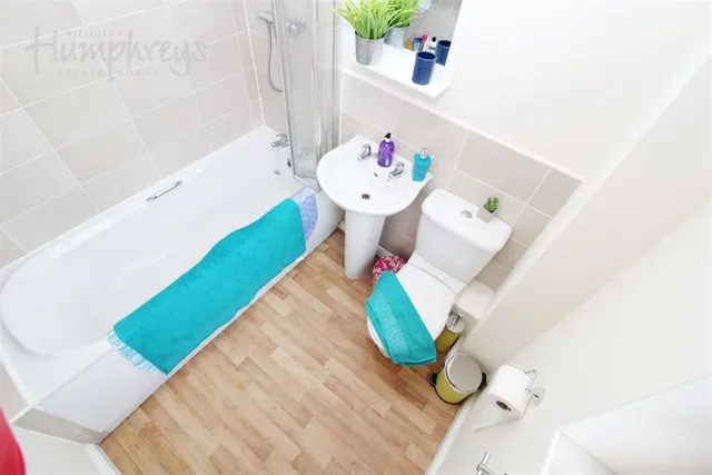 Beeches Hollow S2 8am to 8pm Viewings, S2, photo 2