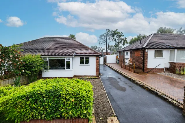 Green Lane, Cookridge, LS16, photo 1