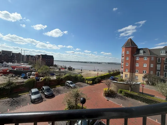 Quebec Quay, Liverpool, L3, photo 1