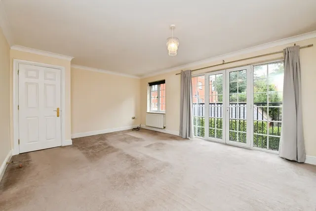 Photo 3 — Osborne Heights, Warley, Brentwood, Essex, CM14