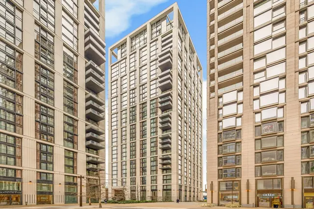 Casson Square, London, SE1, photo 1