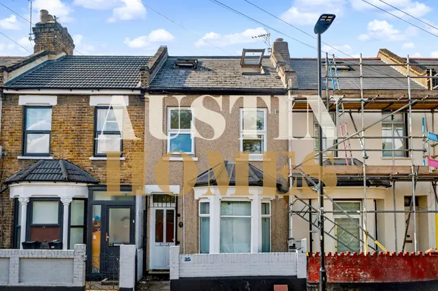 Photo 2 — Dawlish Road, London, N17