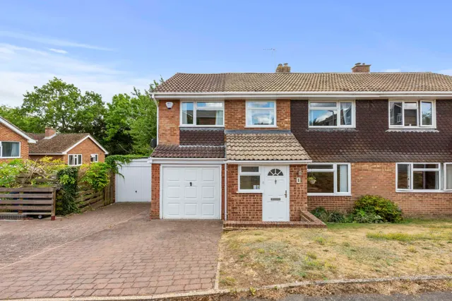 Sunnycroft, Downley, HP13, photo 1