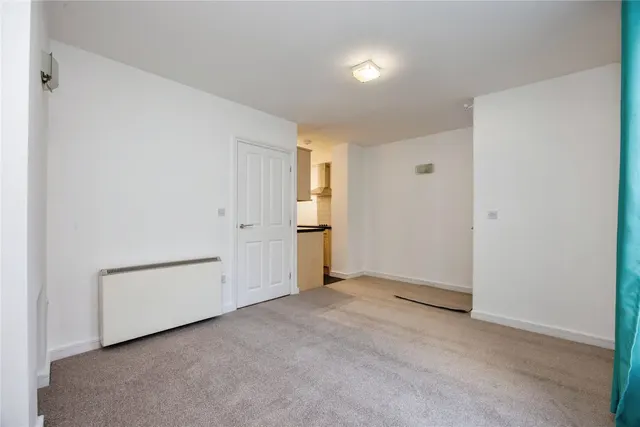 St. Nicholas Street, Bodmin, PL31, photo 3