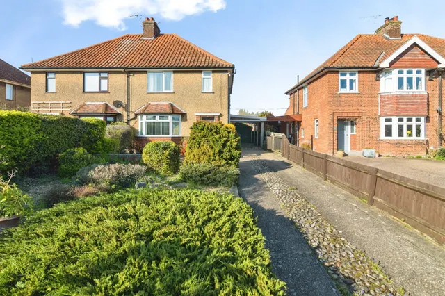Beccles Road, Bungay, photo 1