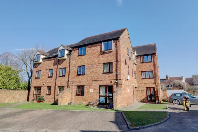 Malthouse Square, Princes Risborough, HP27, photo 1