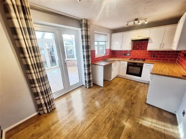 Photo 3 — Sunart Way, Nuneaton, Warwickshire, CV10