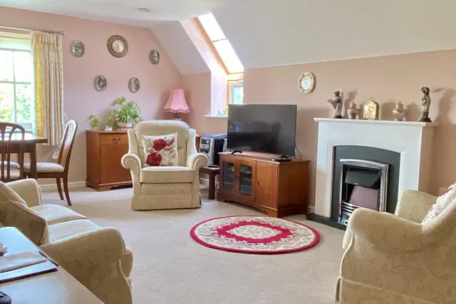 Parsonage Barn Lane, BH24, photo 3