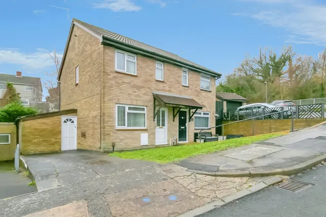 Lydstep Road, Barry, CF62, photo 1