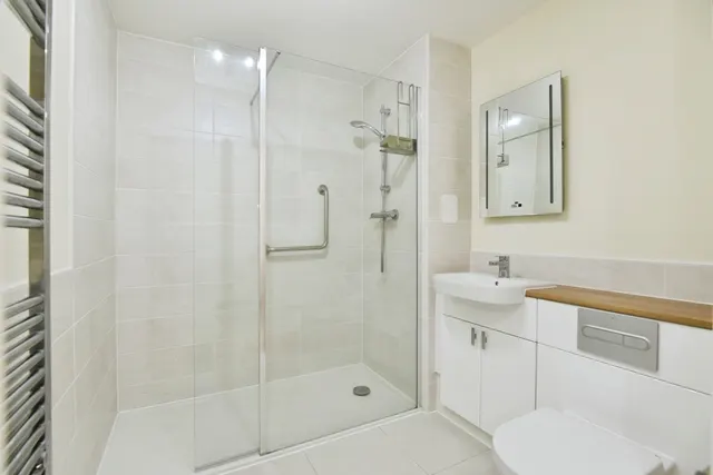 Cedar Avenue, Alsager, ST7, photo 3